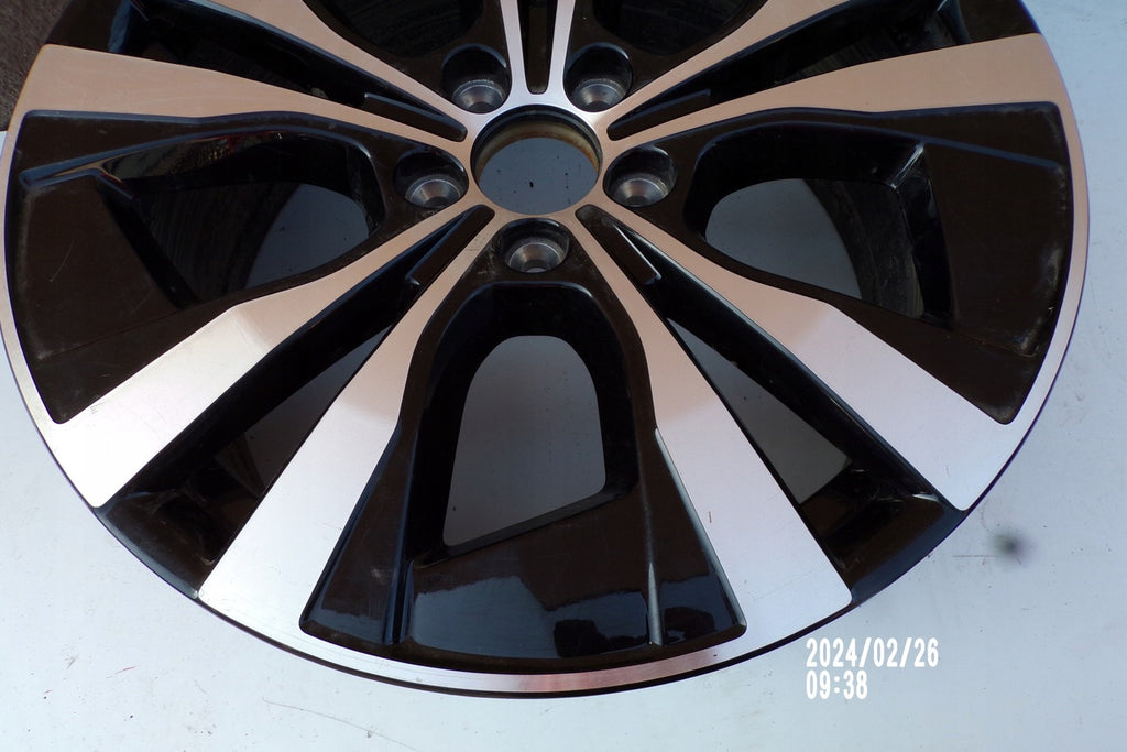 1x Alufelge 17 Zoll 7.5" 5x108 40,5ET Glanz 32327081 Volvo Rim Wheel