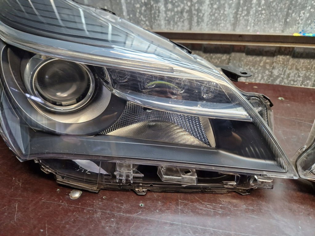Frontscheinwerfer Toyota Yaris LED Ein Satz Scheinwerfer Headlight
