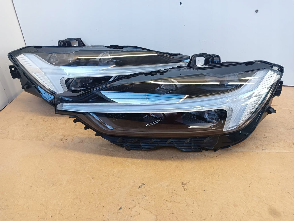 Frontscheinwerfer Volvo Xc60 32342516 LED Ein Satz Scheinwerfer Headlight SCH8403403628tx