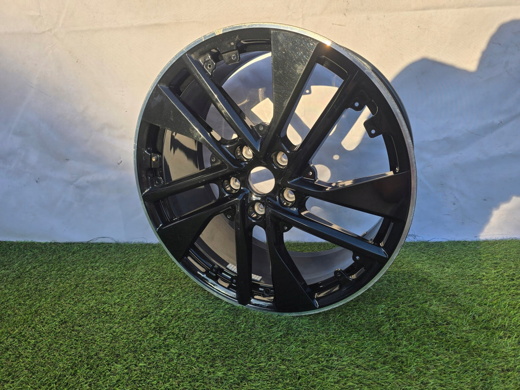 1x Alufelge 21 Zoll 9.5" 5x130 60ET 4J3601025J Audi E-Tron Gt Rim Wheel FEL1737629594ic