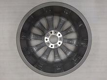 Load image into Gallery viewer, 1x Alufelge 18 Zoll 7.5" 5x120 45ET Glanz Grau 6796216 BMW 1 F21 F23 F20 Mg FEL2806002465eb