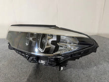 Load image into Gallery viewer, Frontscheinwerfer BMW 5 G31 G30 8499111-01 LED Links Scheinwerfer Headlight SCH6435877384nz
