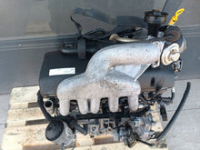 Load image into Gallery viewer, Motor VW T5 AXD 2.5 TDI 130PS 96kW 333TKm Diesel Engine Komplett
