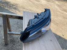 Load image into Gallery viewer, Frontscheinwerfer VW Golf VIII 5H1941059N Full LED Links Scheinwerfer Headlight SCH3745940229nw