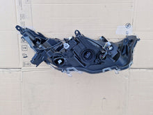 Load image into Gallery viewer, Frontscheinwerfer Toyota V LED Links Scheinwerfer Headlight SCH1484391902zg