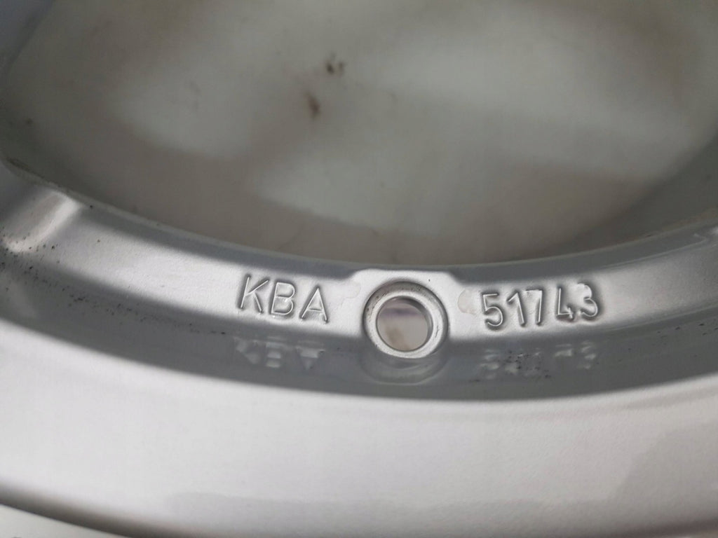 1x Alufelge 17 Zoll KBA51743 Audi Golf V Rim Wheel FEL8375216869zn