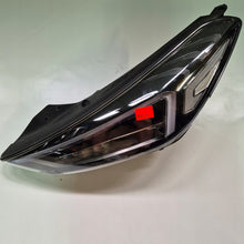 Laden Sie das Bild in den Galerie-Viewer, Frontscheinwerfer Hyundai Tucson D7921-21C10 LED Links Scheinwerfer Headlight SCH9935772966hi