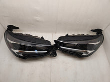 Laden Sie das Bild in den Galerie-Viewer, Frontscheinwerfer Opel Corsa F 35426182739162654 Full LED Rechts oder Links SCH3019813739se