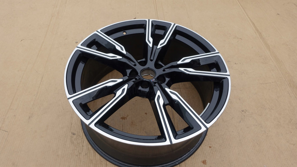 1x Alufelge 22 Zoll 9.5" 5x112 37ET Glanz Silber 8072002 BMW G05 G06 Mg FEL7038704171lj