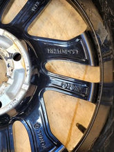 Load image into Gallery viewer, 1x Alufelge 16 Zoll 6.5&quot; 4x108 38ET Glanz Silber 9825165280 Peugeot Rim Wheel