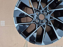 Laden Sie das Bild in den Galerie-Viewer, 1x Alufelge 17 Zoll 7.0" 4x100 37ET 403000990R- Alpine I Clio V Rim Wheel FEL2217714995tl
