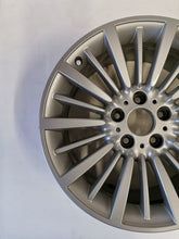 Laden Sie das Bild in den Galerie-Viewer, 1x Alufelge 18 Zoll 8.0" 5x120 34ET Glanz Silber 6882704 BMW F36 3 F30 F32 F31 FEL6488830585wx