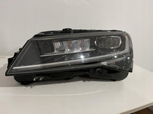 Laden Sie das Bild in den Galerie-Viewer, Frontscheinwerfer Skoda Superb III 3V1941015D LED Ein Stück (Rechts oder Links)