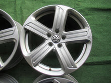 Laden Sie das Bild in den Galerie-Viewer, 4x Alufelge 18 Zoll 7.5" 5x112 49ET Glanz Silber 5G0601025 VW Golf Vii Rim Wheel FEL7142618788zf
