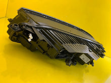 Load image into Gallery viewer, Frontscheinwerfer VW Touareg 761941081A LED Rechts Scheinwerfer Headlight