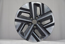 Laden Sie das Bild in den Galerie-Viewer, 1x Alufelge 17 Zoll 7.0" 5x114.3 50ET Glanz 52910-DD100 Hyundai I Mg Rim Wheel FEL5921946973un