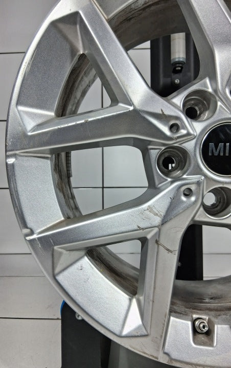 1x Alufelge 17 Zoll 7.0" 5x112 41ET Glanz Grau 6898299 BMW U06 Rim Wheel FEL4549634620gm