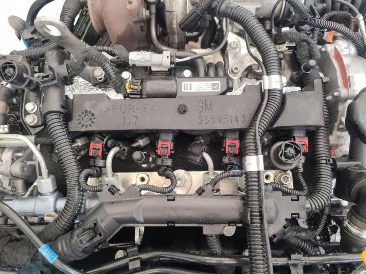 Motor Opel Corsa E B13DTC 1.2 CDTI 75PS 55kW 192TKm 2014 Diesel Engine Komplett MOT4365857403bo