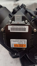 Laden Sie das Bild in den Galerie-Viewer, Frontscheinwerfer Renault Koleos Links Scheinwerfer Headlight SCH7025539166xl