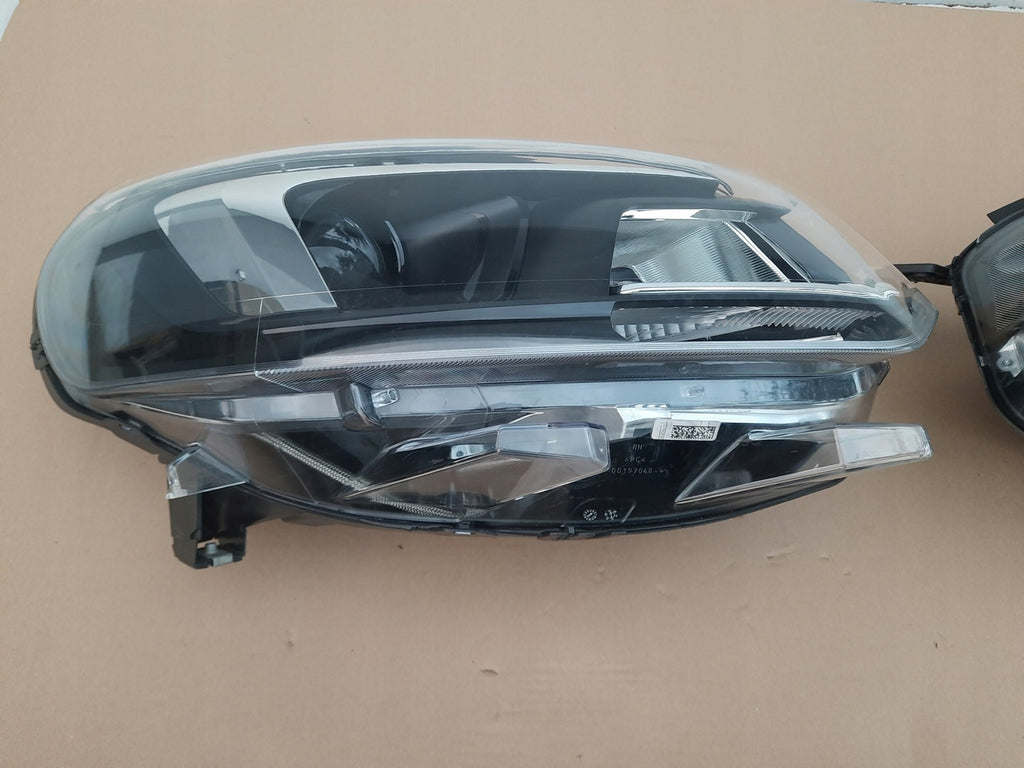 Frontscheinwerfer Opel Zafira Life 9832836480 Xenon Rechts oder Links