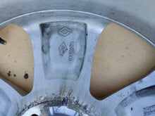 Laden Sie das Bild in den Galerie-Viewer, 1x Alufelge 16 Zoll 6.5" 4x100 45ET 403009186R Dacia Sandero III Logan Rim Wheel FEL4224110118cu