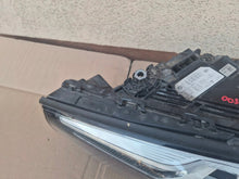 Load image into Gallery viewer, Frontscheinwerfer BMW 5 G31 G30 5A388C7-02 Links Scheinwerfer Headlight SCH2070033572av