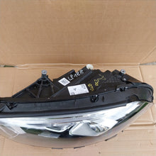 Laden Sie das Bild in den Galerie-Viewer, Frontscheinwerfer Mercedes-Benz W177 A1779063705 LED Links Headlight SCH9030503429pv