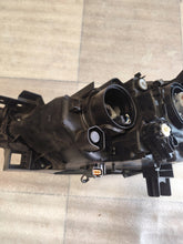 Laden Sie das Bild in den Galerie-Viewer, Frontscheinwerfer Mazda Cx3 Cx-3 D10E-51030 LED Rechts Scheinwerfer Headlight