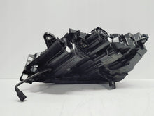 Laden Sie das Bild in den Galerie-Viewer, Frontscheinwerfer Skoda Enyaq IV 5LB941016 Full LED Rechts Headlight