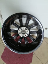 Load image into Gallery viewer, 1x Alufelge 17 Zoll 7.0&quot; 5x112 49ET 5E0601025 Skoda Octavia Rim Wheel