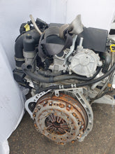Load image into Gallery viewer, Motor Mercedes-Benz W204 271910 1.6 156PS 115kW 157TKm Benzin Engine Unkomplett