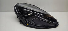 Laden Sie das Bild in den Galerie-Viewer, Frontscheinwerfer Porsche Macan 95b 95B941010H LED Rechts Scheinwerfer Headlight SCH7105037894lt