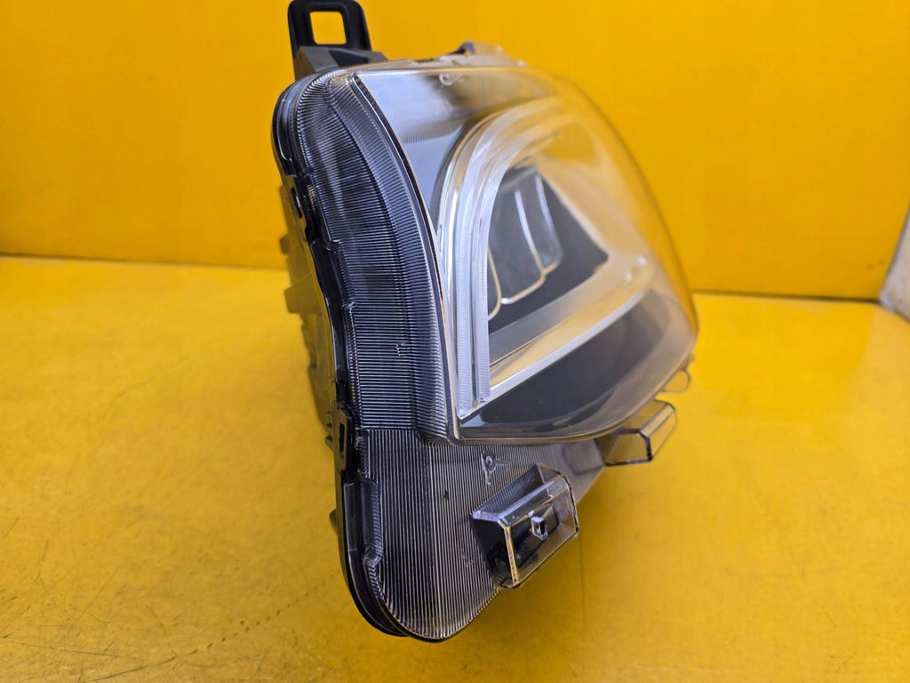 Frontscheinwerfer Mercedes-Benz Sprinter A9109067100 LED Links Headlight SCH4629068454vz
