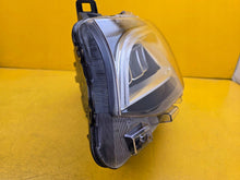 Laden Sie das Bild in den Galerie-Viewer, Frontscheinwerfer Mercedes-Benz Sprinter A9109067100 LED Links Headlight SCH4629068454vz