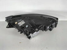Laden Sie das Bild in den Galerie-Viewer, Frontscheinwerfer BMW 2 Active Tourer U06 5A42243-01 LED Links Headlight SCH6439241398wt