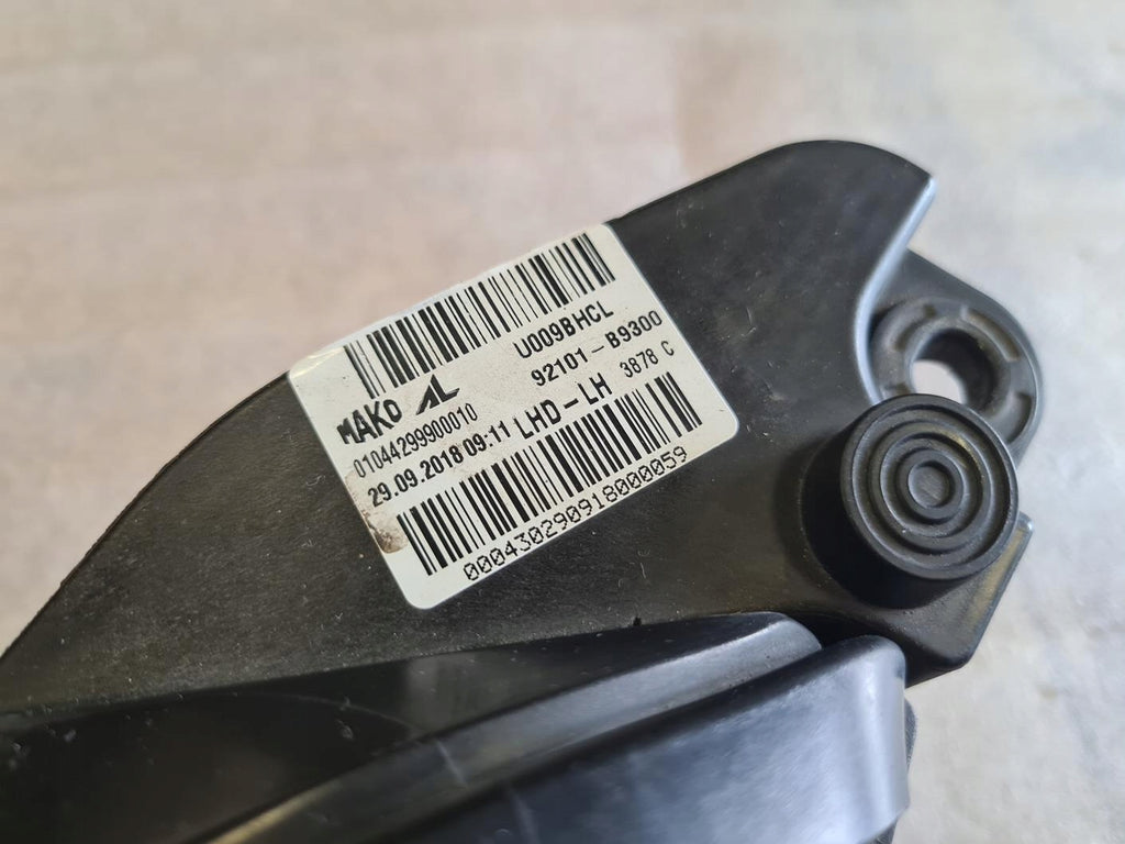 Frontscheinwerfer Hyundai I10 92101-B9300 Ein Stück (Rechts oder Links)