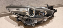 Laden Sie das Bild in den Galerie-Viewer, Frontscheinwerfer Mazda 3 BACS51030 Rechts Scheinwerfer Headlight SCH8293383976hx