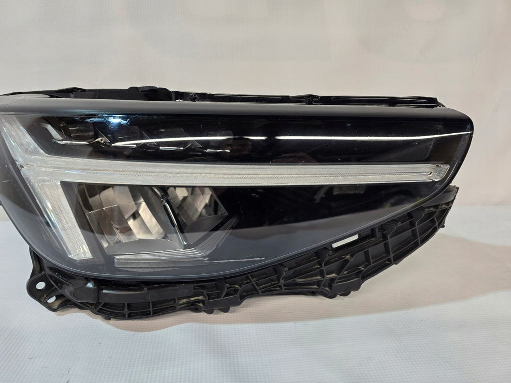 Frontscheinwerfer Volvo Xc40 32338909 LED Rechts Scheinwerfer Headlight SCH8317533263vc