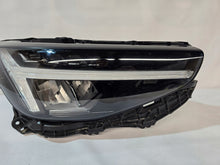 Laden Sie das Bild in den Galerie-Viewer, Frontscheinwerfer Volvo Xc40 32338909 LED Rechts Scheinwerfer Headlight SCH8317533263vc