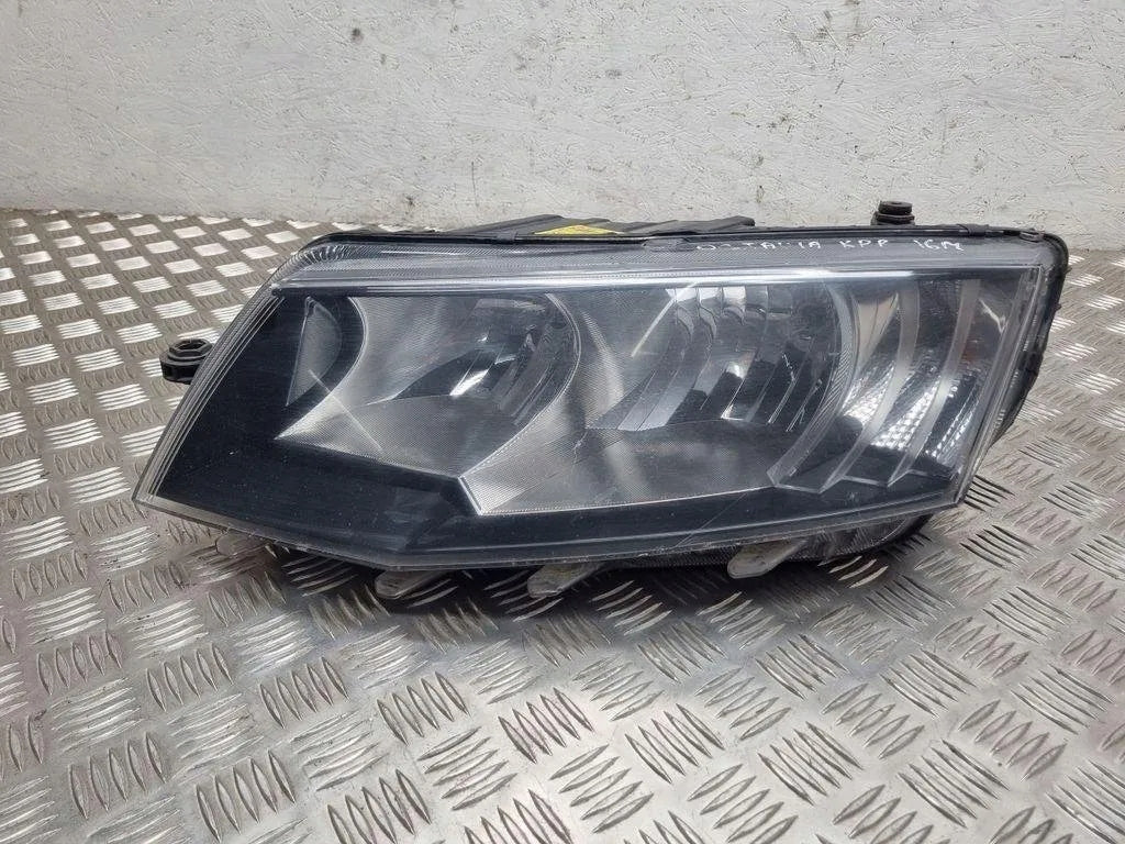 Frontscheinwerfer Skoda Octavia I 5E1941015 Links Scheinwerfer Headlight SCH5589142367xr