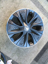 Laden Sie das Bild in den Galerie-Viewer, 1x Alufelge 17 Zoll 7.0" 5x112 45ET Matt Graphit 57A601025 Skoda Kodiaq FEL8670112510sj