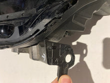 Laden Sie das Bild in den Galerie-Viewer, Frontscheinwerfer Honda Hr-V Logo LED Links Scheinwerfer Headlight