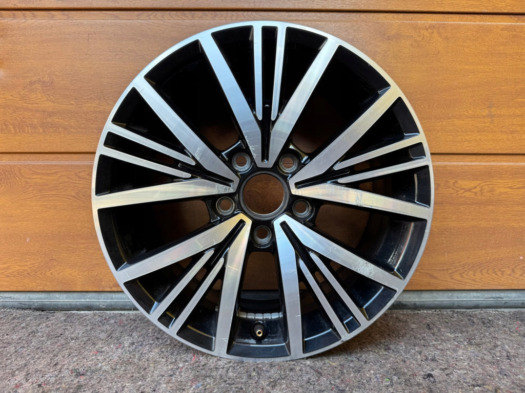 1x Alufelge 16 Zoll 6.5" 5x112 46ET Glanz Schwarz 5G0601025CD VW Golf VII I FEL8178434502je