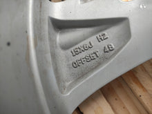 Load image into Gallery viewer, 1x Alufelge 15 Zoll 6.0" 4x100 48ET Glanz Silber 52910K7100 Hyundai I10 Iii FEL4752817448uu
