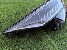 Load image into Gallery viewer, Frontscheinwerfer Audi Q8 4M8941035 LED Links Scheinwerfer Headlight SCH8664071802lr