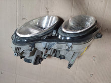Laden Sie das Bild in den Galerie-Viewer, Frontscheinwerfer Mercedes-Benz A2158200161 Xenon Links Scheinwerfer Headlight SCH1487441830yn