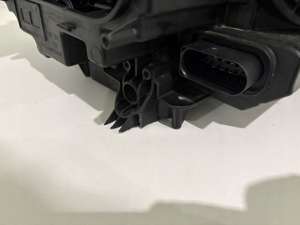 Frontscheinwerfer VW T-Roc 2GA941035P LED Ein Stück (Rechts oder Links)