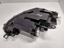 Laden Sie das Bild in den Galerie-Viewer, Frontscheinwerfer Skoda Scala 3J1941005 Links Scheinwerfer Headlight SCH3371398468gz