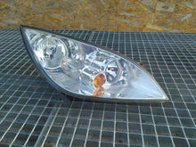 Load image into Gallery viewer, Frontscheinwerfer Mitsubishi Colt 0301308202 Rechts Scheinwerfer Headlight