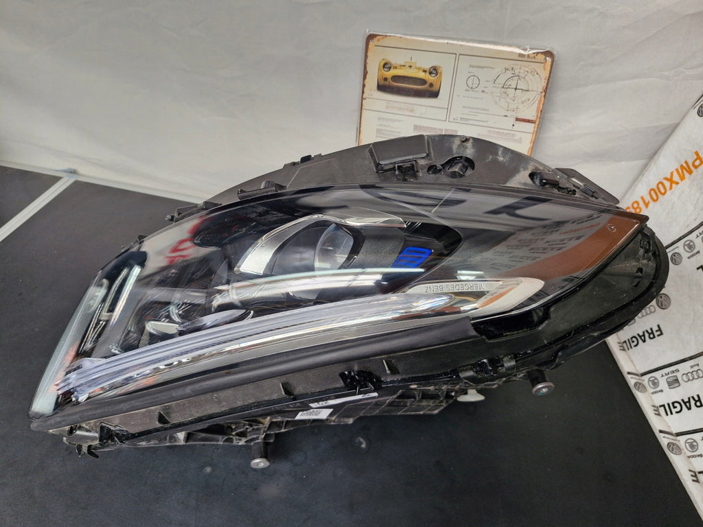 Frontscheinwerfer Mercedes-Benz A1779065804 Rechts Scheinwerfer Headlight SCH8210111091hp
